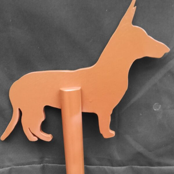 Speurpaal Podenco Maneto